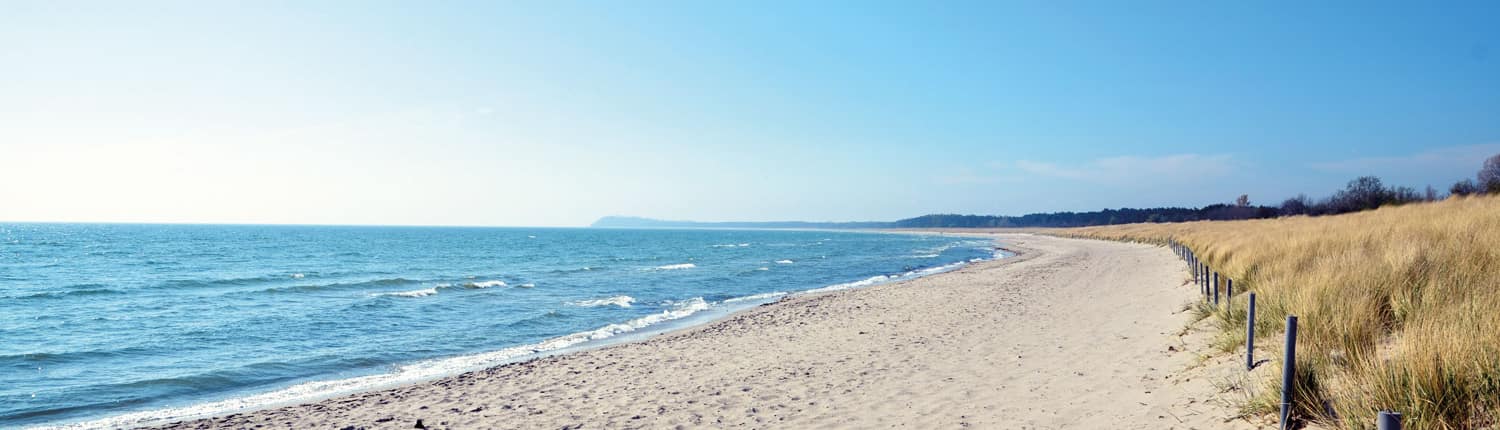 vh_umgebung_08 Strand von Göhren auf Rügen mit feinem Sand und Blick auf die Ostsee